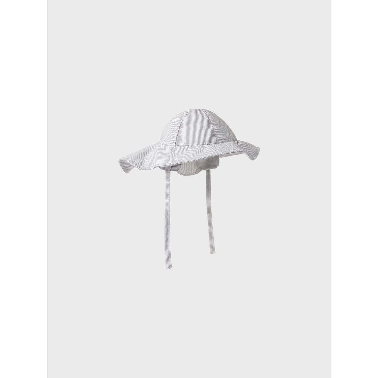 이름을 Chambray Blue Hiline Sunhat으로 지정합니다.