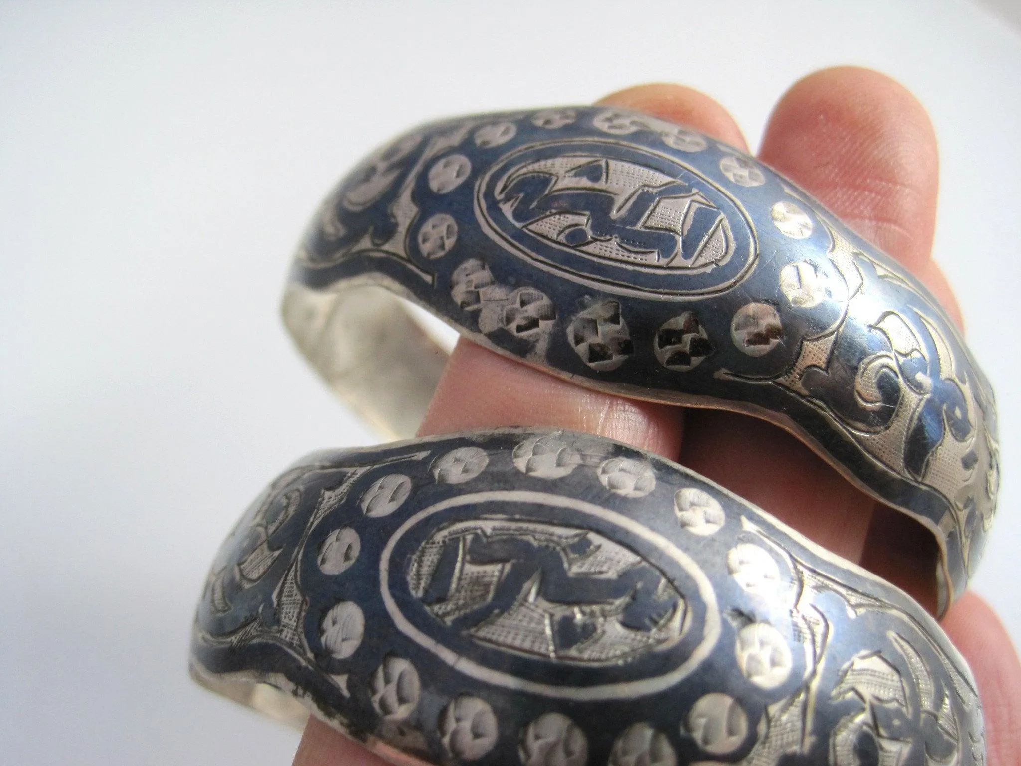 Antique Pair of Silver and Niello Bracelets from Sketcha or Isketche, Xanthi