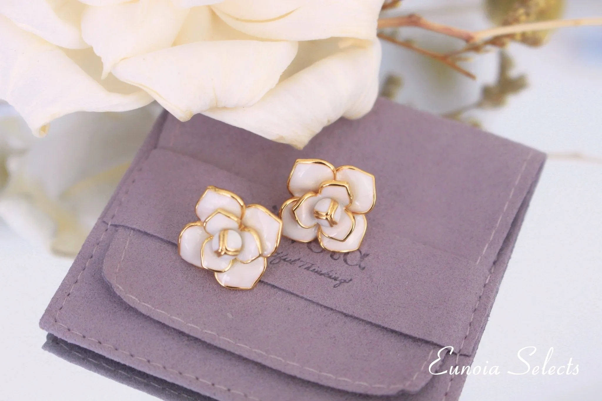 Kelly S925 Silver Earrings, Elegant White & Gold Rose | Vintage Inspired