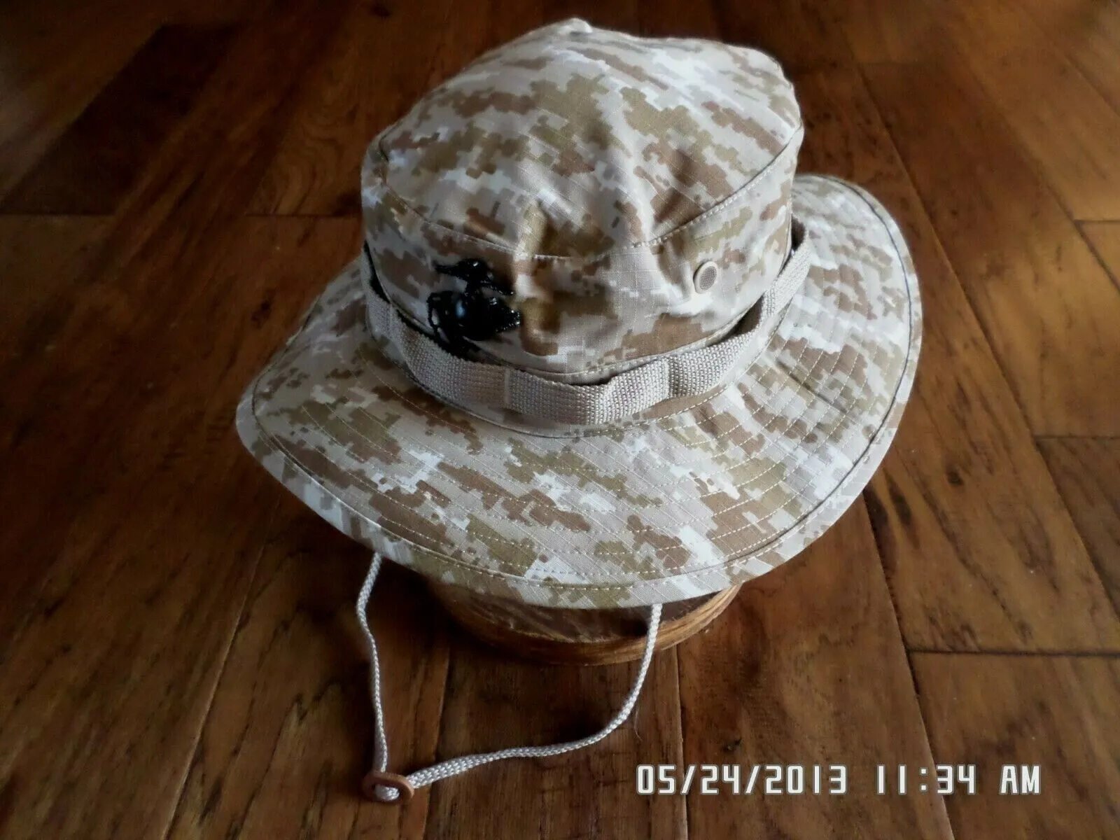 MARINE CORPS STYLE DIGITAL DESERT CAMOUFLAGE BOONIE HAT MEDIUM 7 1/4 WITH EGA