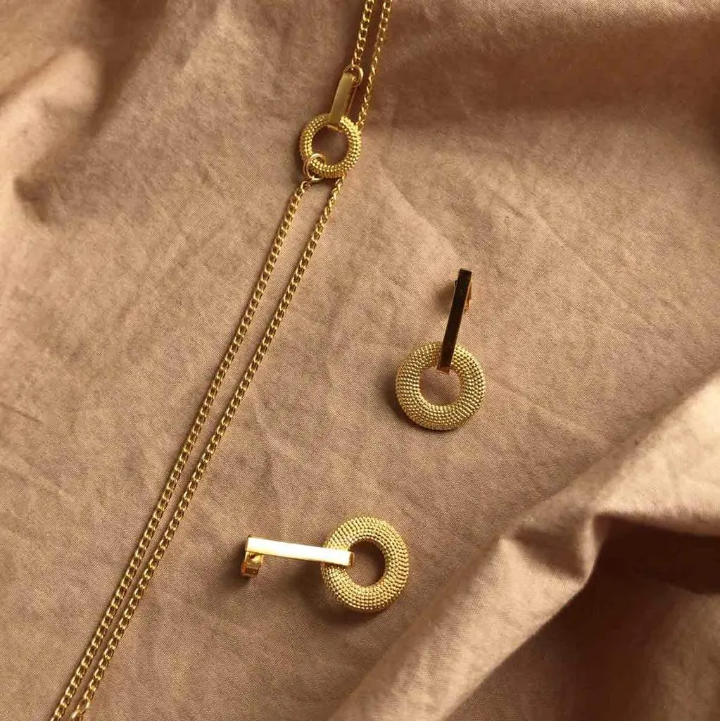Tyro Short Chain Necklace
