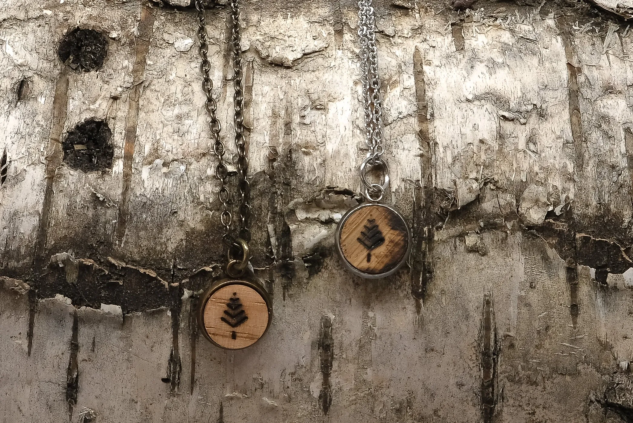 us Antique Bronze Oak Necklaces